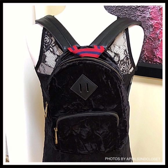 MADDEN GIRL BY STEVE MADDEN VEGAN SUEDE BACKPACK - Picture 3 of 8